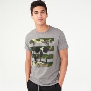 Aeropostale Camo Skull Graphic Tee, Like New Men’s M